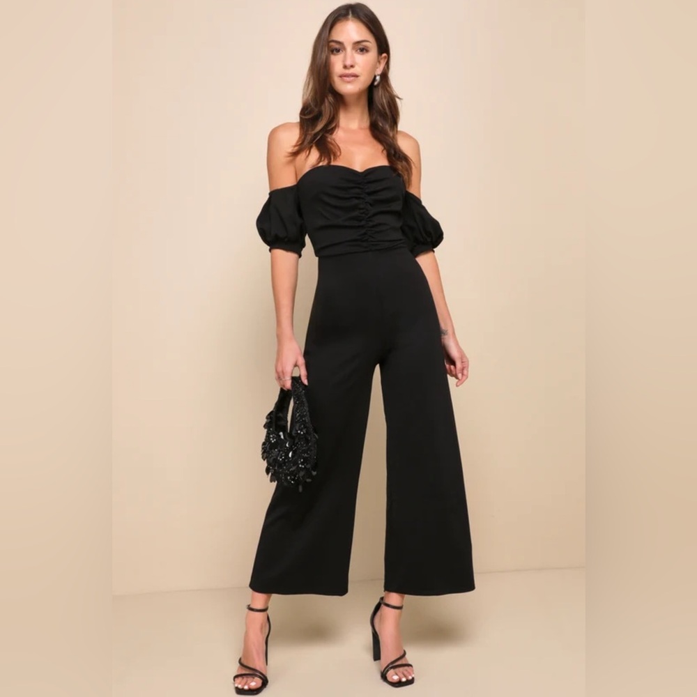 Lulus: Worn Once - Elegant Black Off-Shoulder Jumpsuit Size Large